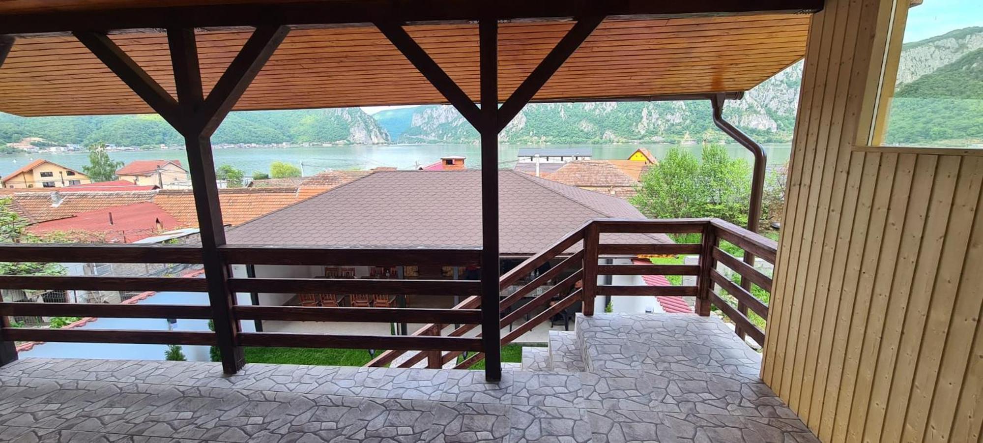 Villa Alexandra Si Adan Dubova Esterno foto